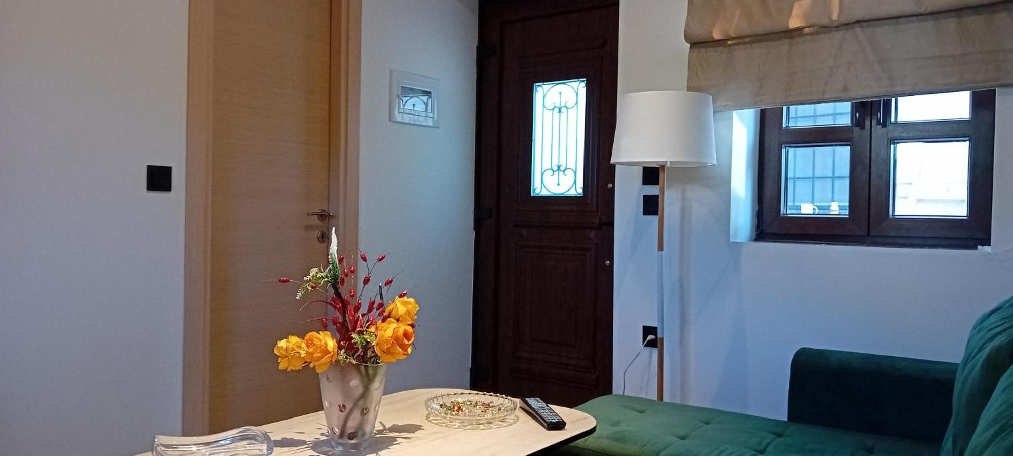 Abi Luxury