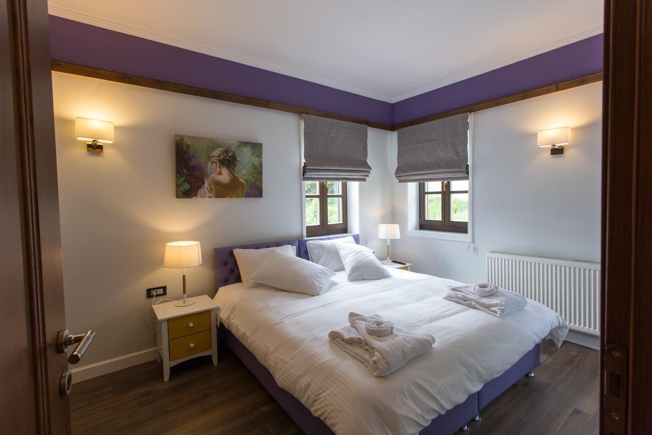 Abi Luxury Villa